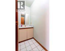 167 Merritt AVENUE - 20