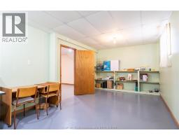 167 Merritt AVENUE - 32