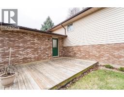 167 Merritt AVENUE - 40