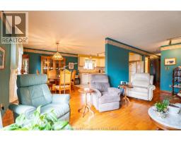 167 Merritt AVENUE - 8