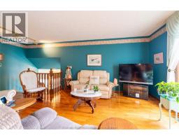 167 Merritt AVENUE - 9