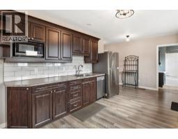 8568 Nancy STREET - 24