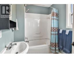 8568 Nancy STREET - 26