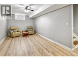 8568 Nancy STREET - 38