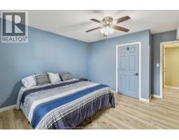 8568 Nancy STREET - 44