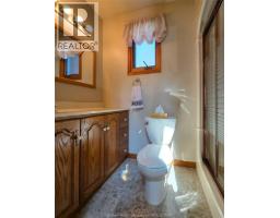 64 COVERDALE STREET North - 17