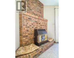 64 COVERDALE STREET North - 26