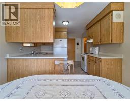 64 COVERDALE STREET North - 31