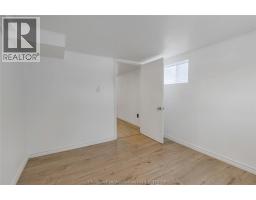 33 WILSON AVENUE - 25