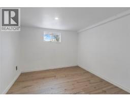 33 WILSON AVENUE - 26