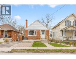 33 WILSON AVENUE - 3