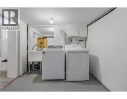 33 WILSON AVENUE - 30