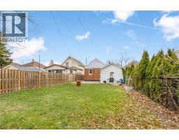 33 WILSON AVENUE - 36