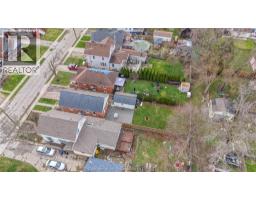 33 WILSON AVENUE - 41