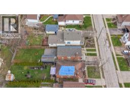 33 WILSON AVENUE - 44