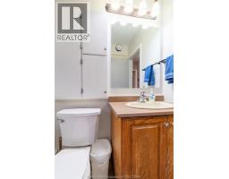 32 MAPLE STREET - 31