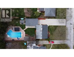 32 MAPLE STREET - 45