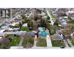 32 MAPLE STREET - 46