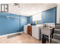 266 Grand AVENUE West - 25