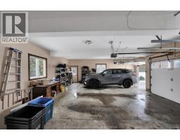 7057 Riverview LINE - 32