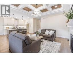 48 BLOOMINGTON WAY - 13