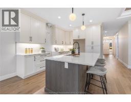 48 BLOOMINGTON WAY - 18