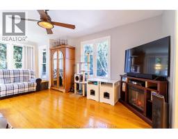 335 Wellington STREET West - 13