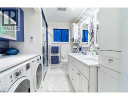 335 Wellington STREET West - 22