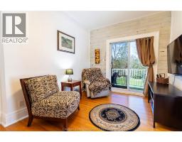 335 Wellington STREET West - 32