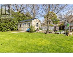 335 Wellington STREET West - 43