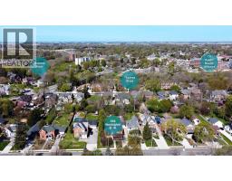 335 Wellington STREET West - 46