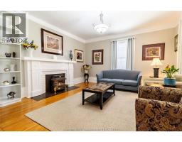 335 Wellington STREET West - 6