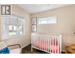 200 Woods STREET - 10