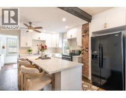 200 Woods STREET - 11
