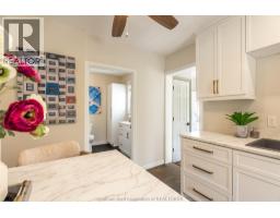 200 Woods STREET - 13