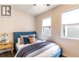 200 Woods STREET - 17