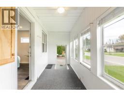 200 Woods STREET - 6