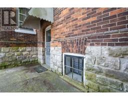 435 KING STREET West - 39