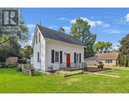 4 Oak Street, MLS 25017848
