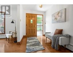 860 Charing Cross Road, MLS 25018368