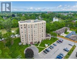 10 Van Allen AVENUE UnitNo. 402 - 4