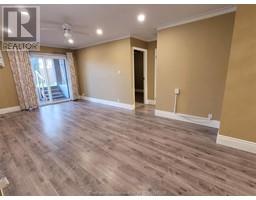 12 Montgomery DRIVE UnitNo. C102 - 4
