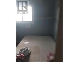 5033 DUFFERIN AVENUE - 10