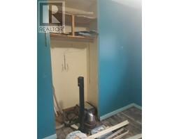 5033 DUFFERIN AVENUE - 14