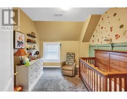 21 Victoria AVENUE - 25