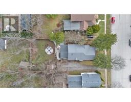 21 Victoria AVENUE - 48