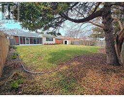 561 Lacroix STREET - 33
