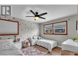 148 Gregory DRIVE West - 20