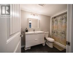 148 Gregory DRIVE West - 34
