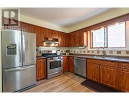 12 Sioux DRIVE - 16